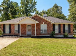 1018 Cedarview Cir, Hephzibah, GA 30815