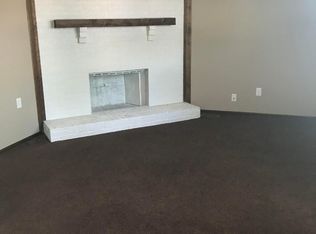 2900-2902 Cletus Pkwy, Lima, OH 45805