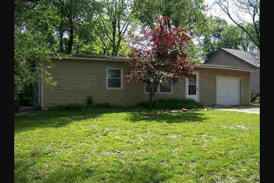 2nd image of 1534 Harper St