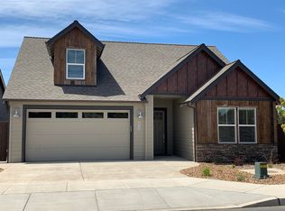 4111 SW 42nd St #53, Redmond, OR 97756