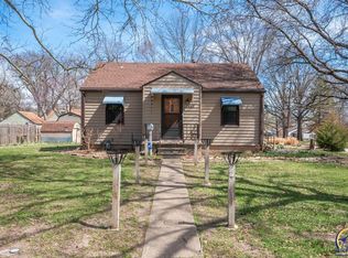 1842 SW High Ave, Topeka, KS 66604