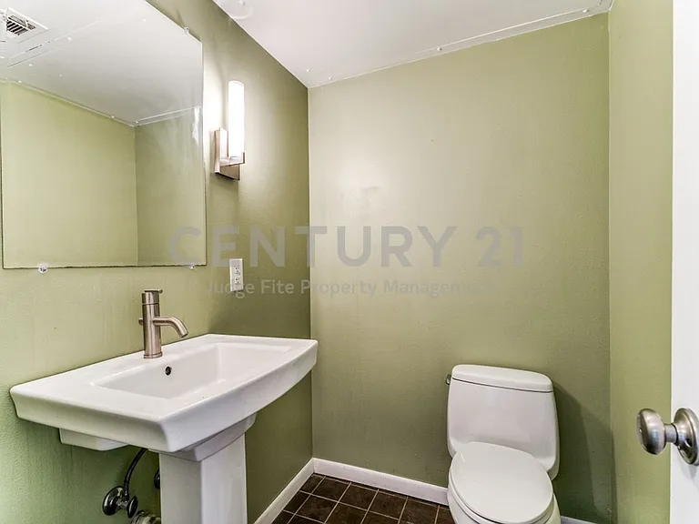 4112 Bowser Ave #203 — Photo 11