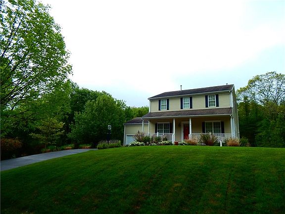 2nd image of 166 Westmoreland Ln N