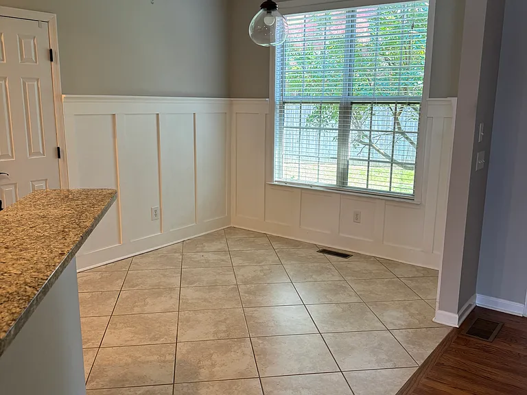 8734 McKenzie Farm Dr — Photo 24