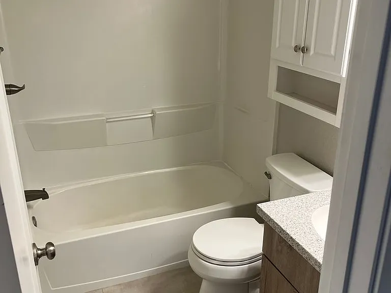 1602 Garfield Ave #5 — Photo 12