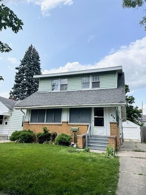 1st image of 434 W Poinsetta Ave