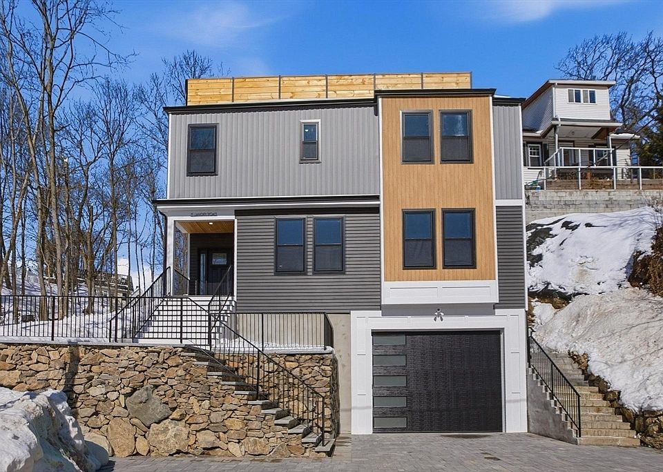 1st image of 15 Landry Rd