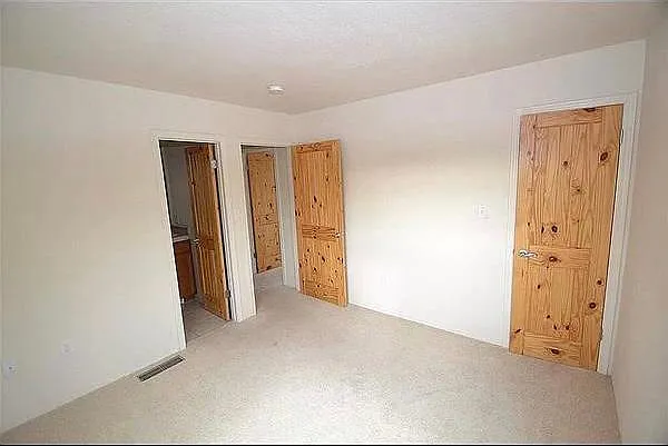 2210 Miguel Chavez Rd #411 — Photo 7