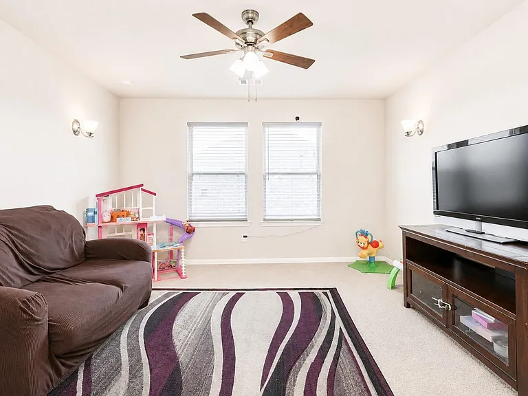 10423 Rochester Hills Ln — Photo 22