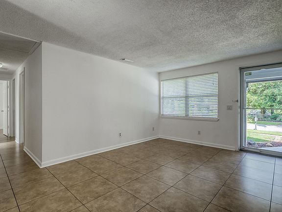 2nd image of 366 Auriga Dr
