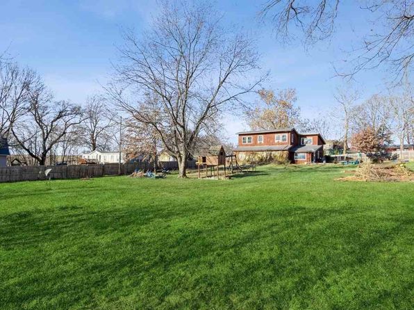 710 12th Ave, Wellman, IA 52356