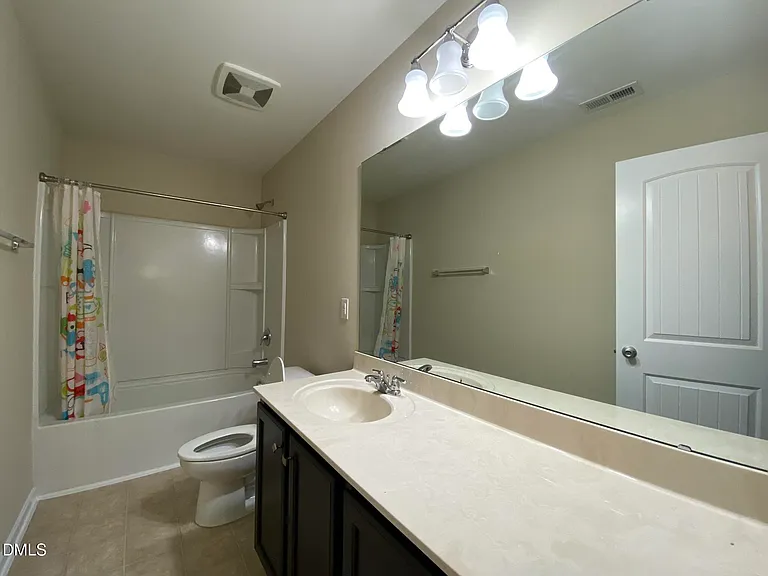 1065 Bender Ridge Dr — Photo 21