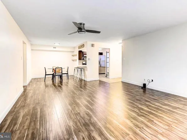 121 Arden Ct #A, Mount Laurel, NJ 08054