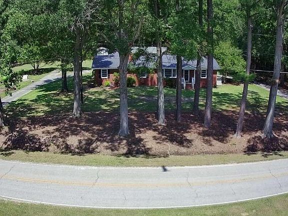 2nd image of 121 Old Moore Rd