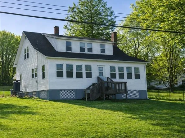 136 Riverview Dr, Florenceville Bristol, NB E7L 3M3
