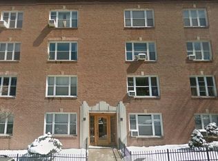 33 Chiswick St, Longmeadow, MA 01106