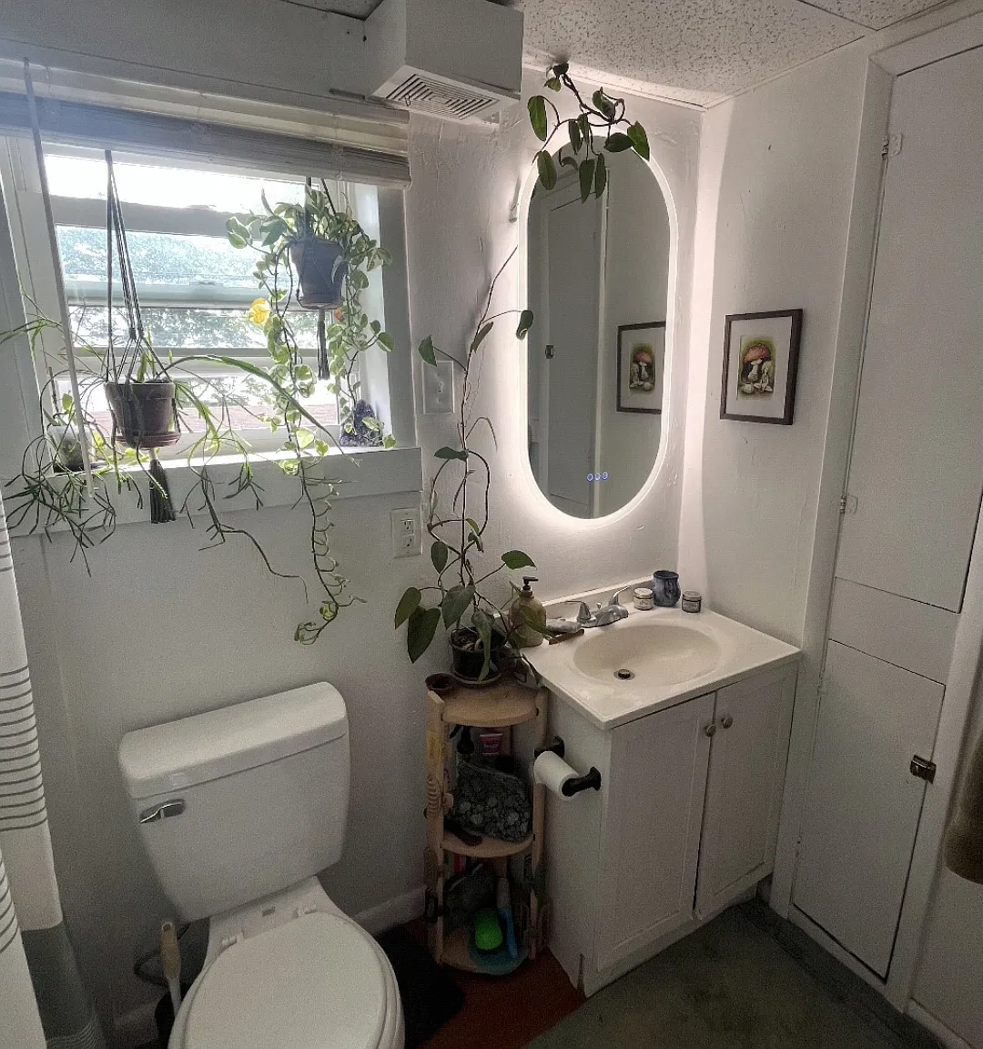 2 bed, 1000 sqft, $1,345 — Photo 2
