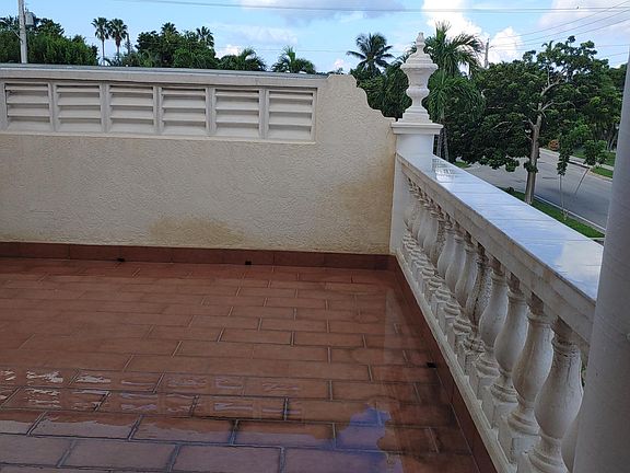 5th image of 1504 Flagler Ave #1