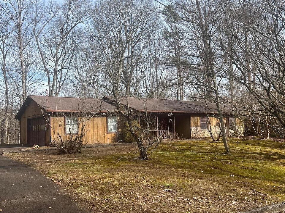 1st image of 138 Lake Hills Dr