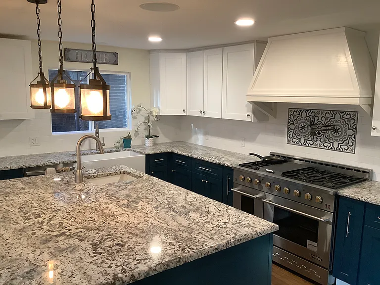2100 Mount Zion Dr — Photo 1