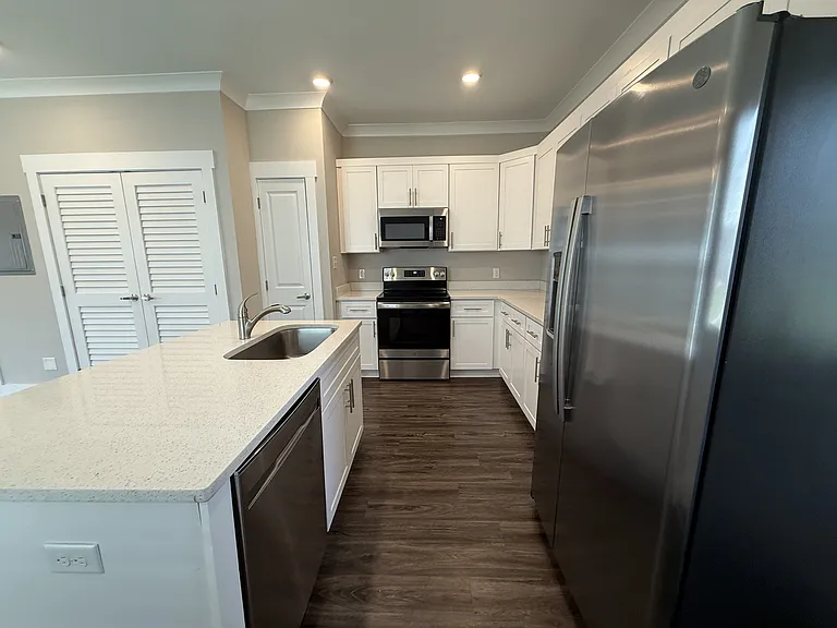 202 Date Palm Ln #1 — Photo 10