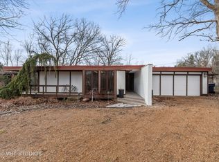 6 Big Oak Ln, Riverwoods, IL 60015