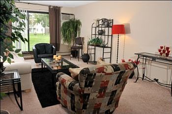 3rd image of 2525 Williams Dr APT 1