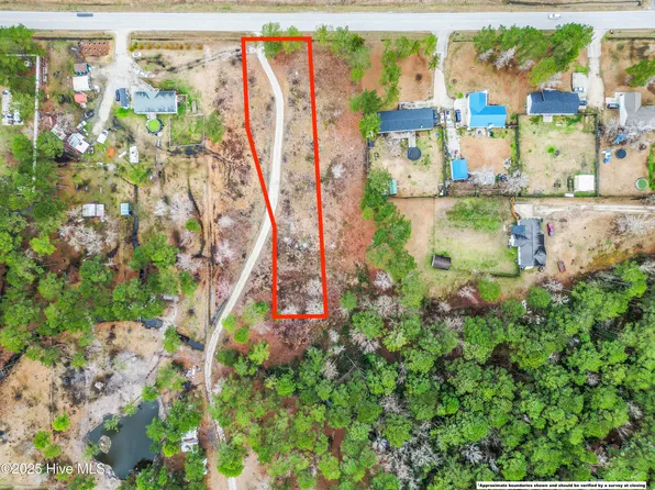 5903 Burgaw Highway, Maple Hill, NC 28454