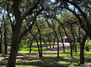 103 Diamond J Rd S, Pipe Creek, TX 78063