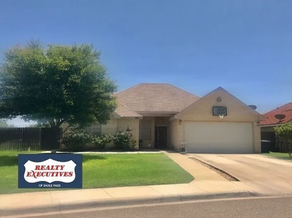 302 Paso Caballero, Eagle Pass, TX 78852