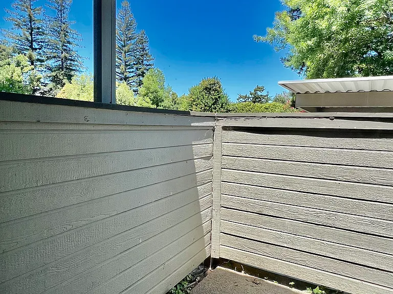 9131 Newhall Dr — Photo 7
