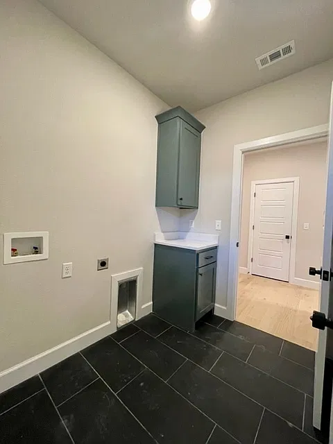 1001 Parker Lane - 1 — Photo 3