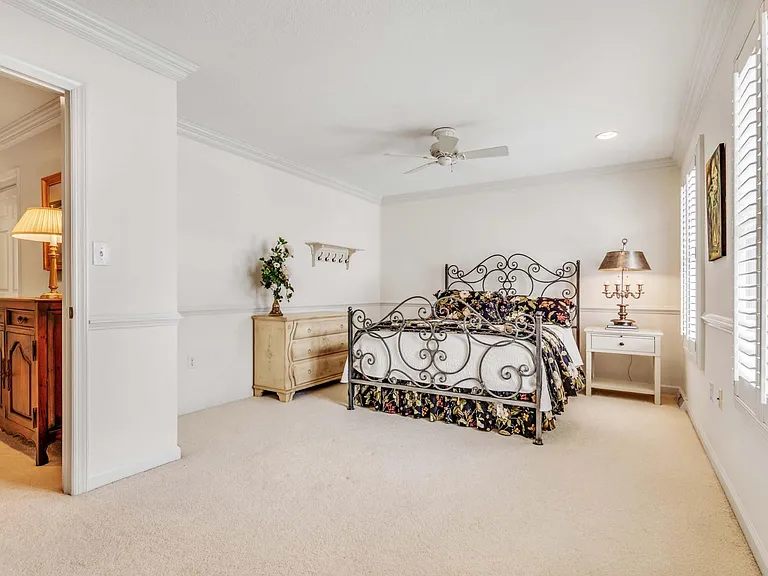 89 Shenot Rd — Photo 17