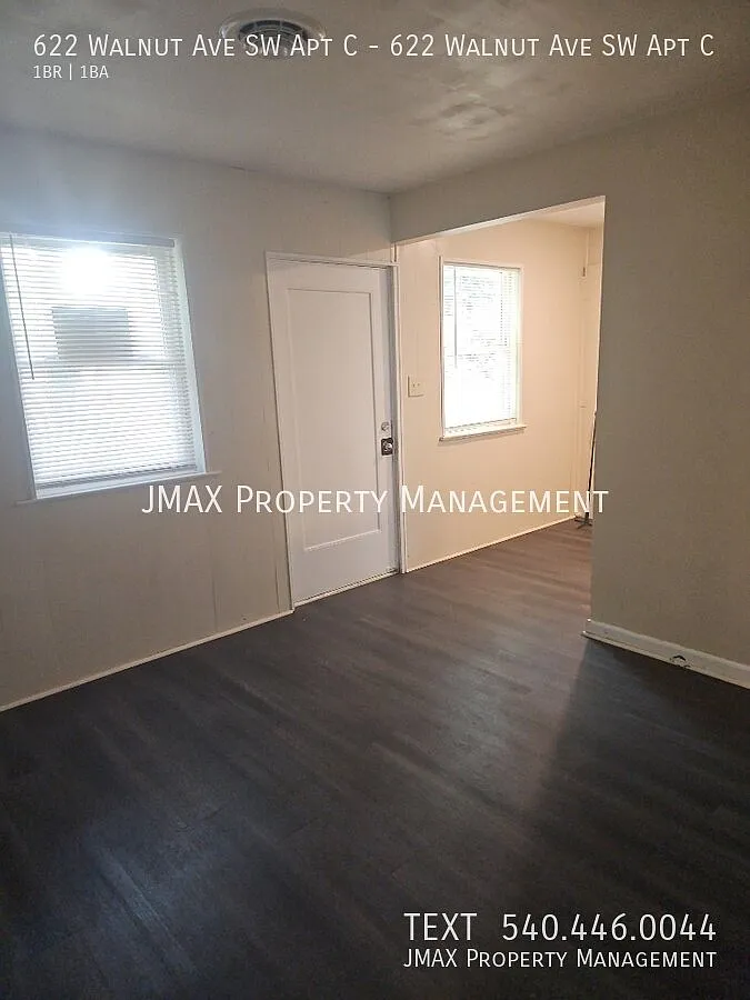 This property has a no security deposit option! — Photo 3