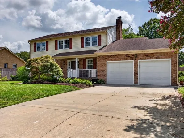 5229 Stratford Chase Dr, Virginia Beach, VA 23464
