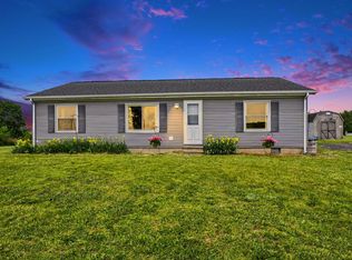 3065 Chamberlain Rd, Buchanan, MI 49107