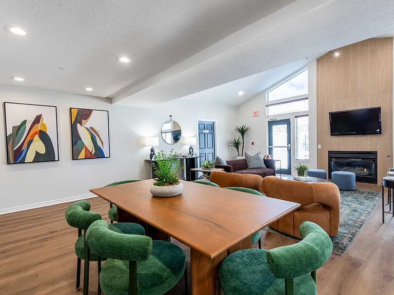 Pavilions at Silver Sage Apartments — Photo 13