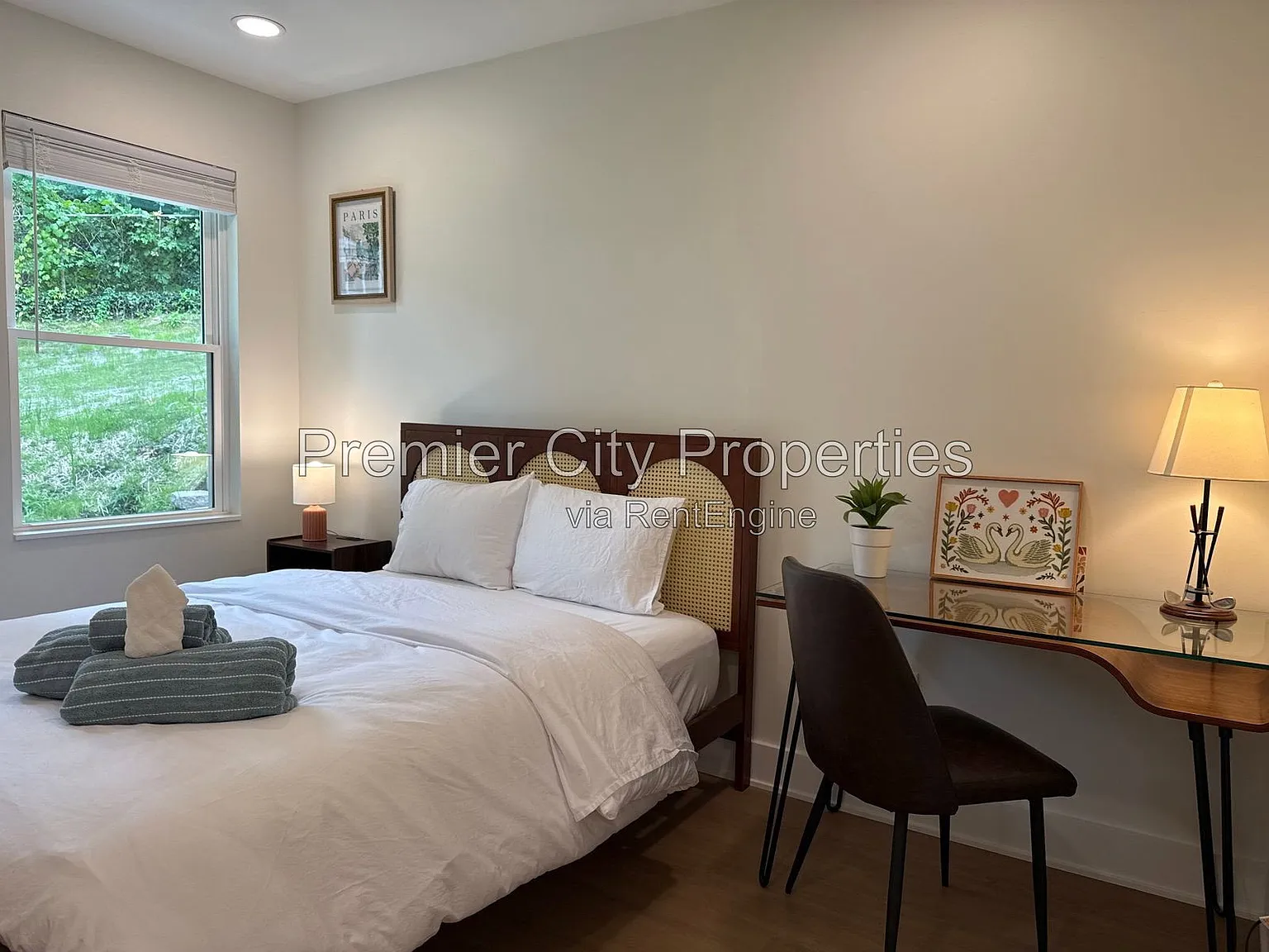 2 bed, 2.0 bath, 1100 sqft, $2,495 — Photo 3