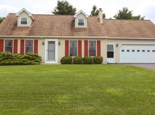 1212 Shetland Cir, East Earl, PA 17519