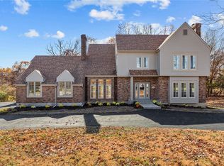 4495 Canterbury Ln, High Ridge, MO 63049