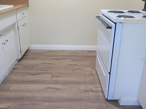 5th image of 1815 Fremont Ave APT 2