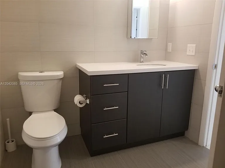 1029 SW 11th Ave — Photo 14