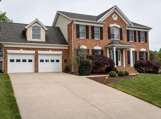 3233 Barrington Dr, Harrisonburg, VA 22801