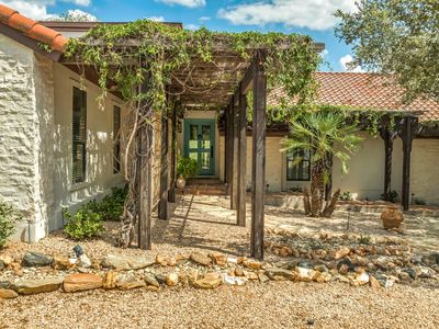 204 Custers Last Stand, Llano, TX, 78657