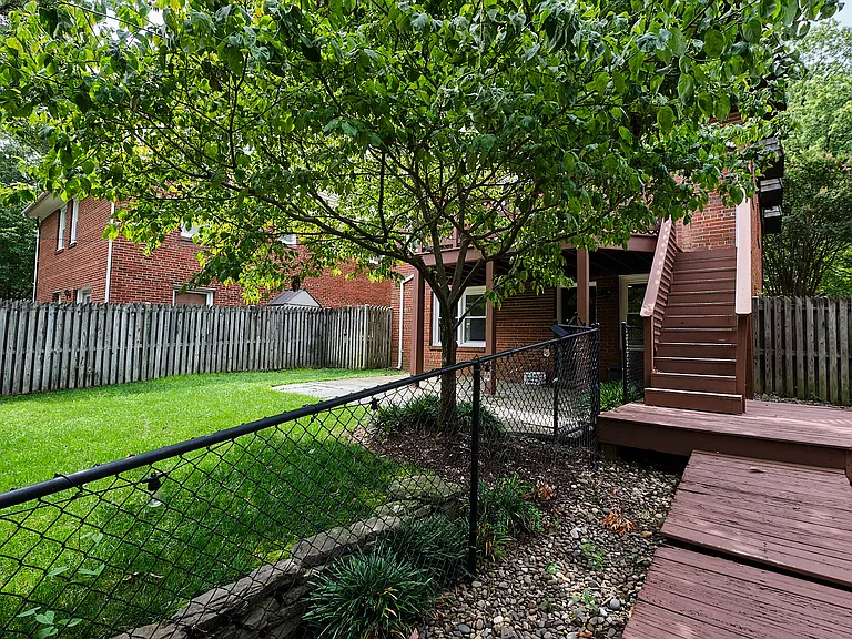 1318 Perry St NE — Photo 54