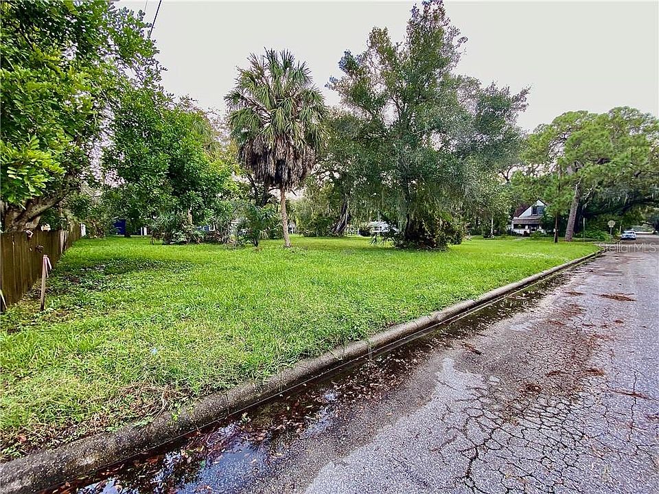 2nd image of 1801 2nd Ave E