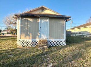 209 Shepard Ave, Dundee, FL 33838