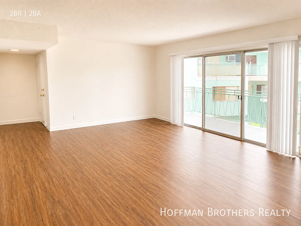 3772 Lockland Dr #22