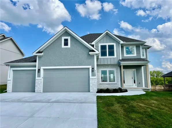 7709 NE 106th Pl, Kansas City, MO 64157