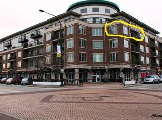 100 S Emerson St #55, Mount Prospect, IL 60056